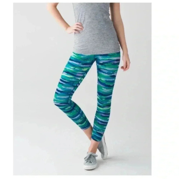 Lululemon High Times Pant Seven Wonders Multi, size 2 - Picture 1 of 9